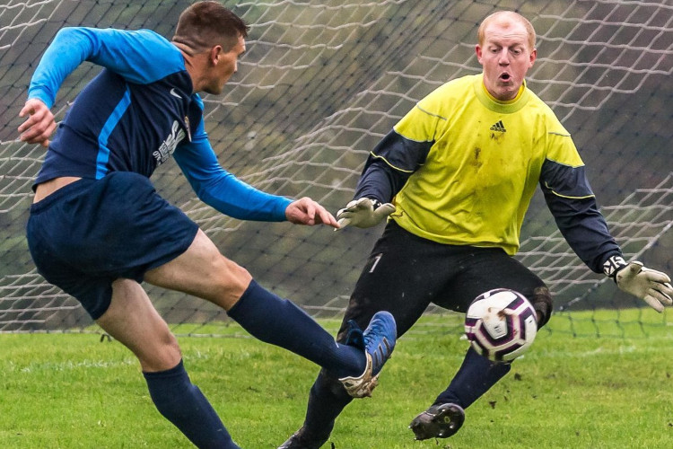 Newitts Beckett Football League